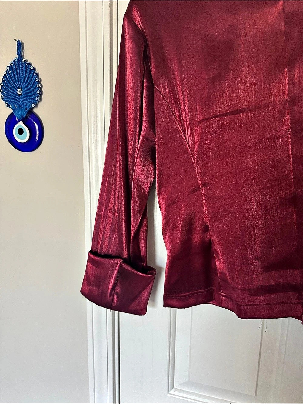 Cachet Satin-Look Wrap Blouse in Burgundy Size 14 Like New - Picture 7 of 9